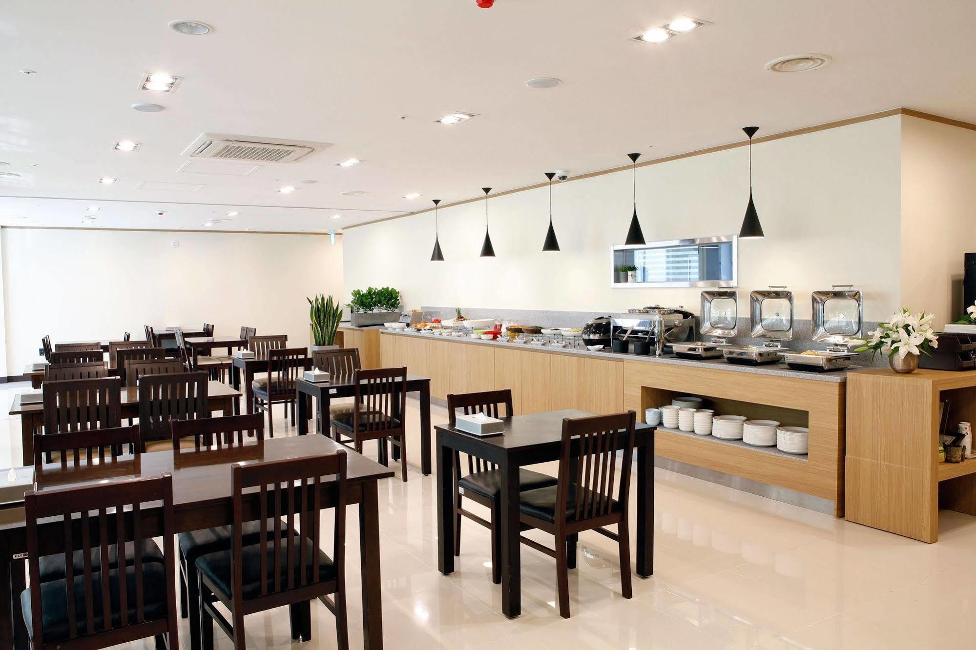 On Smart Hotel Cheonan Ngoại thất bức ảnh